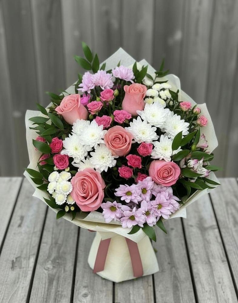Букет цветов из: Альстромерии, Гвоздики, Розы и Хризантемы в город Кимры