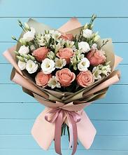 Букет цветов из:  Розы, Альстромерии и Лизиантусы #REPLACE_PRED# город Кимры