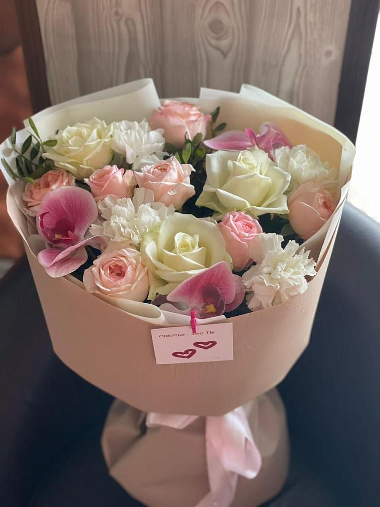 Букет цветов из: Орхидеи, Розы и Гвоздики в город Кимры