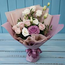 Букет цветов из:  Розы и Лизиантусы в город Кимры