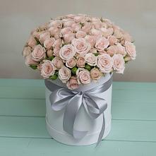 Цветочная композиция из Розы в шляпной коробке в город Кимры