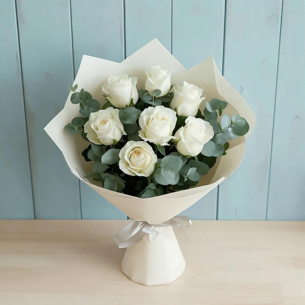 Букет Белые розы в Эвкалипте в город Кимры