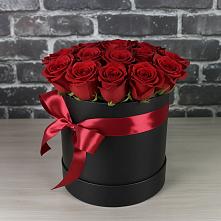 Цветочная композиция из Розы в шляпной коробке #REPLACE_PRED# город Кимры